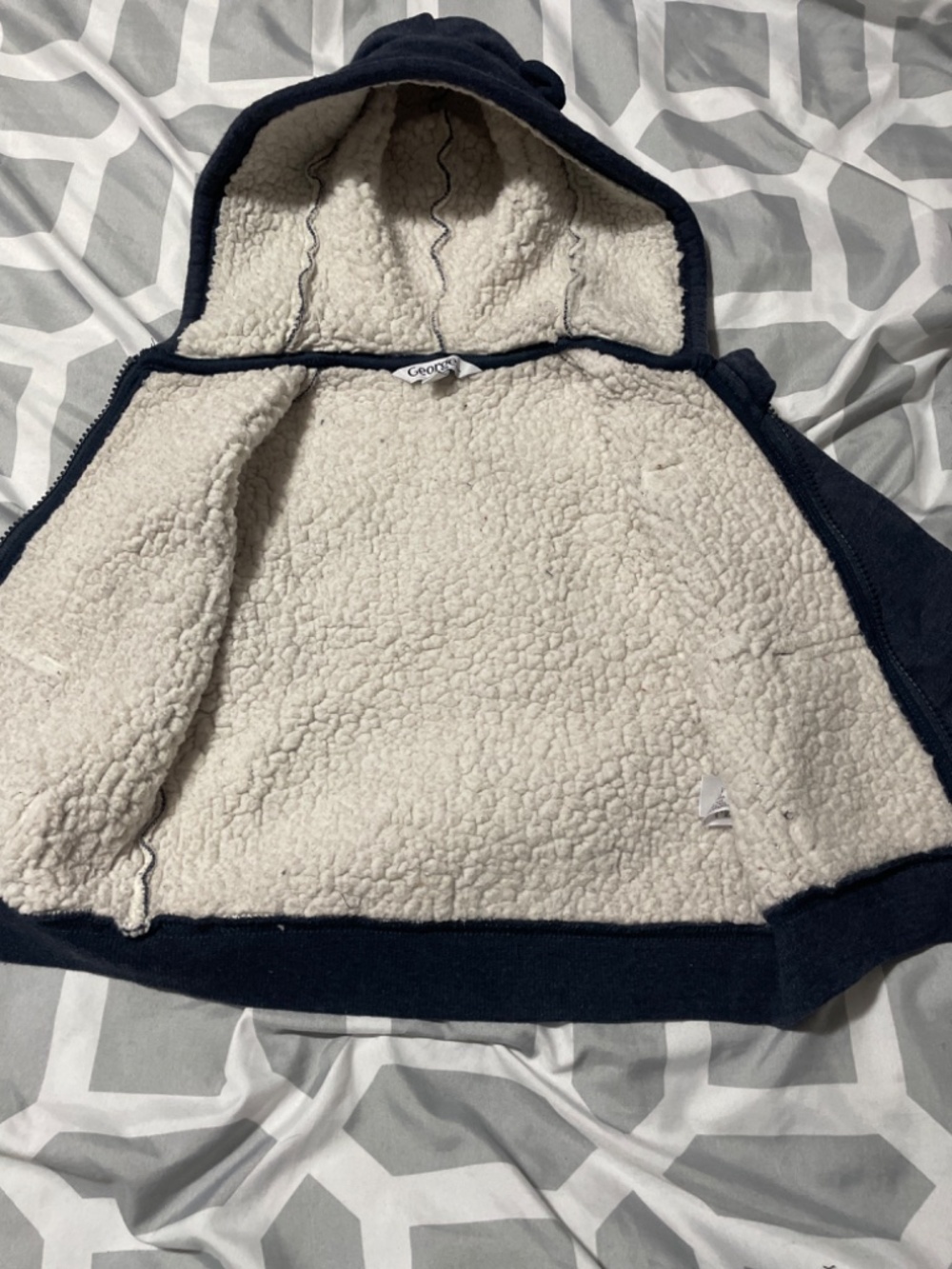 fuzzy bear jacket - Picture 3 of 4